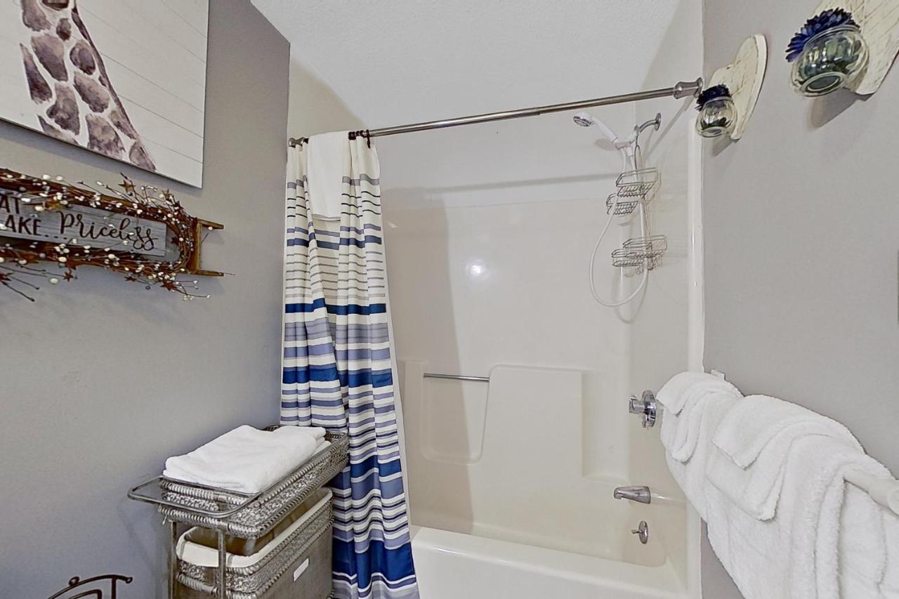 Misty Harbor 118 Apartment กิลฟอร์ด ภายนอก รูปภาพ